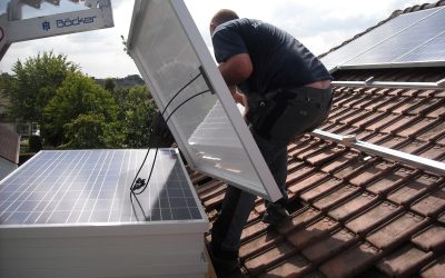 Installera solceller i samband med ett takbyte